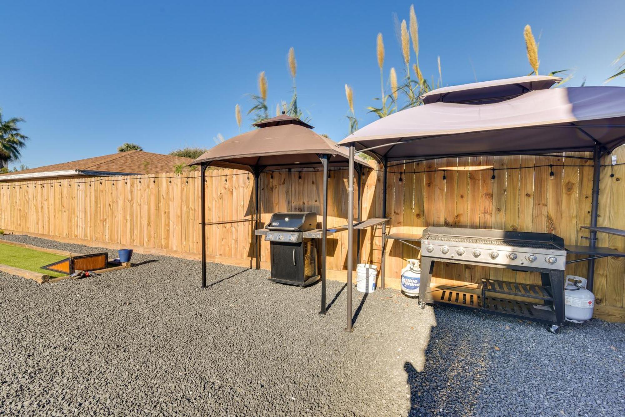 הוילה Seaside Retreat In Galveston Near Pleasure Pier! מראה חיצוני תמונה